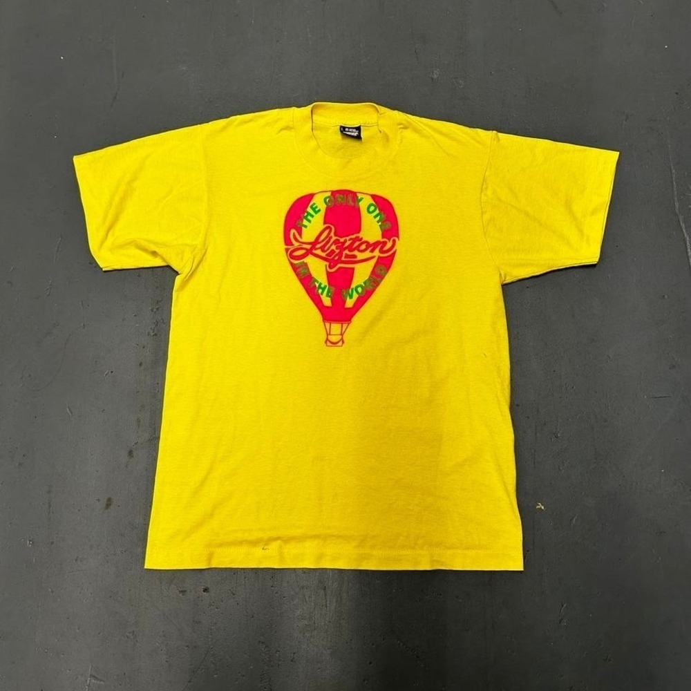 Vintage 90s single stitch yellow and pink hot air balloon graphic tShirt